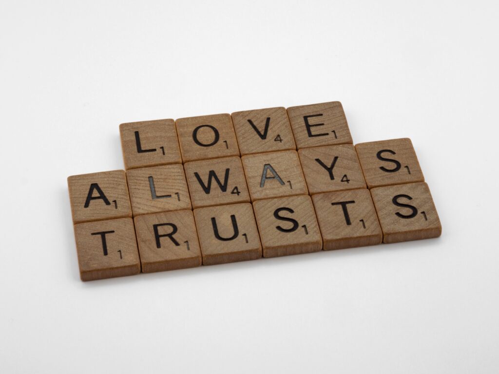 designing trust visual cues that